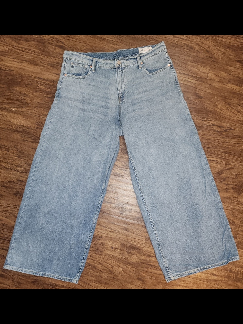 GAP Light Blue Baggy Mid-Rise Ultrasoft Denim Jeans - Picture 8 of 12